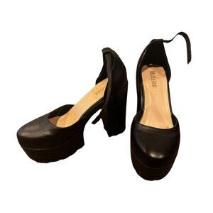 Black Chunk High Heels